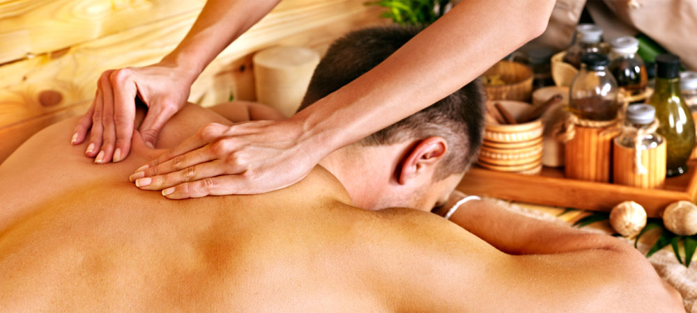 Lomi Lomi massage treatment